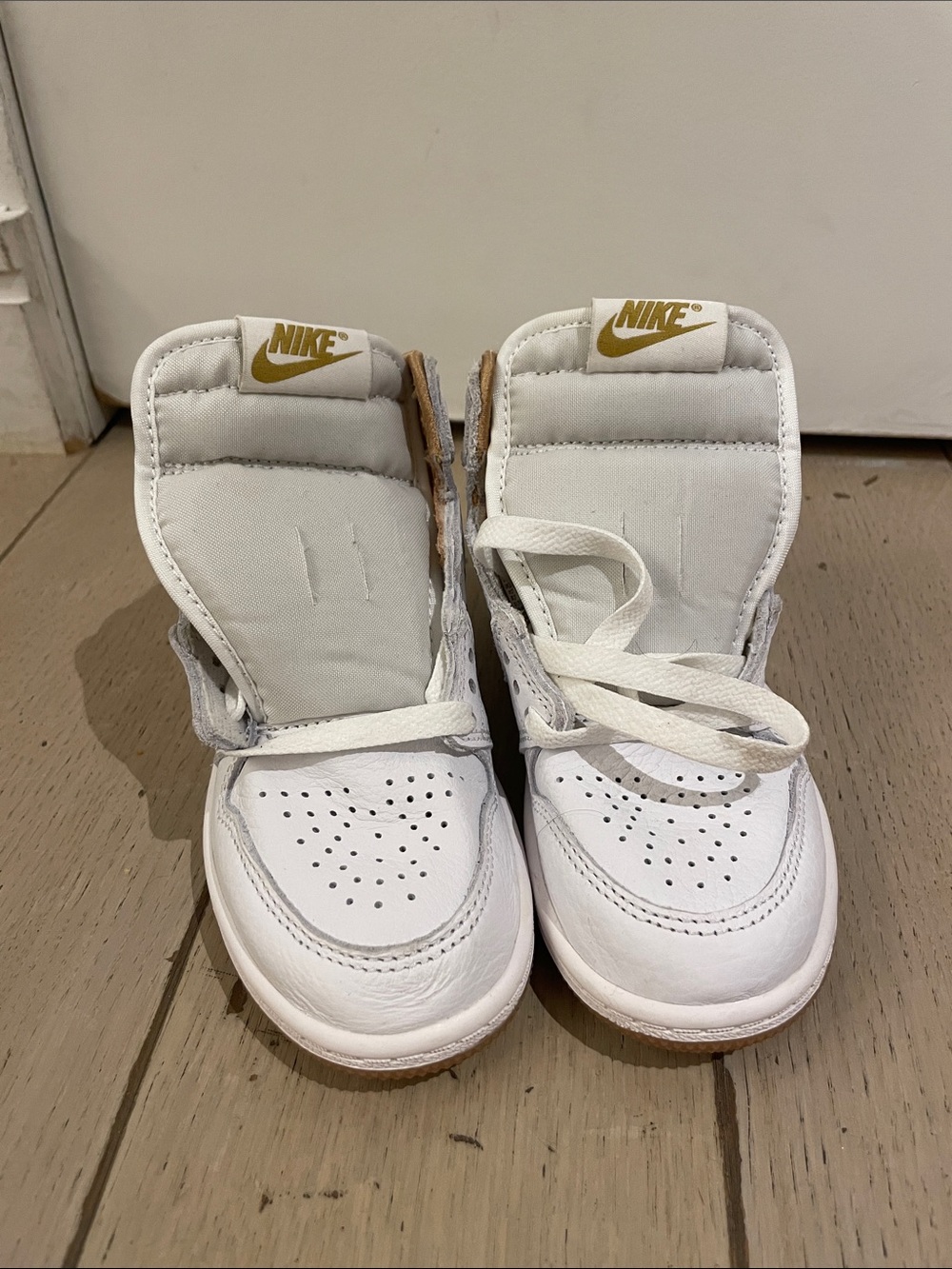 Nike Air Jordan 1 white and Gold
